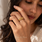 Stud Gold Ring