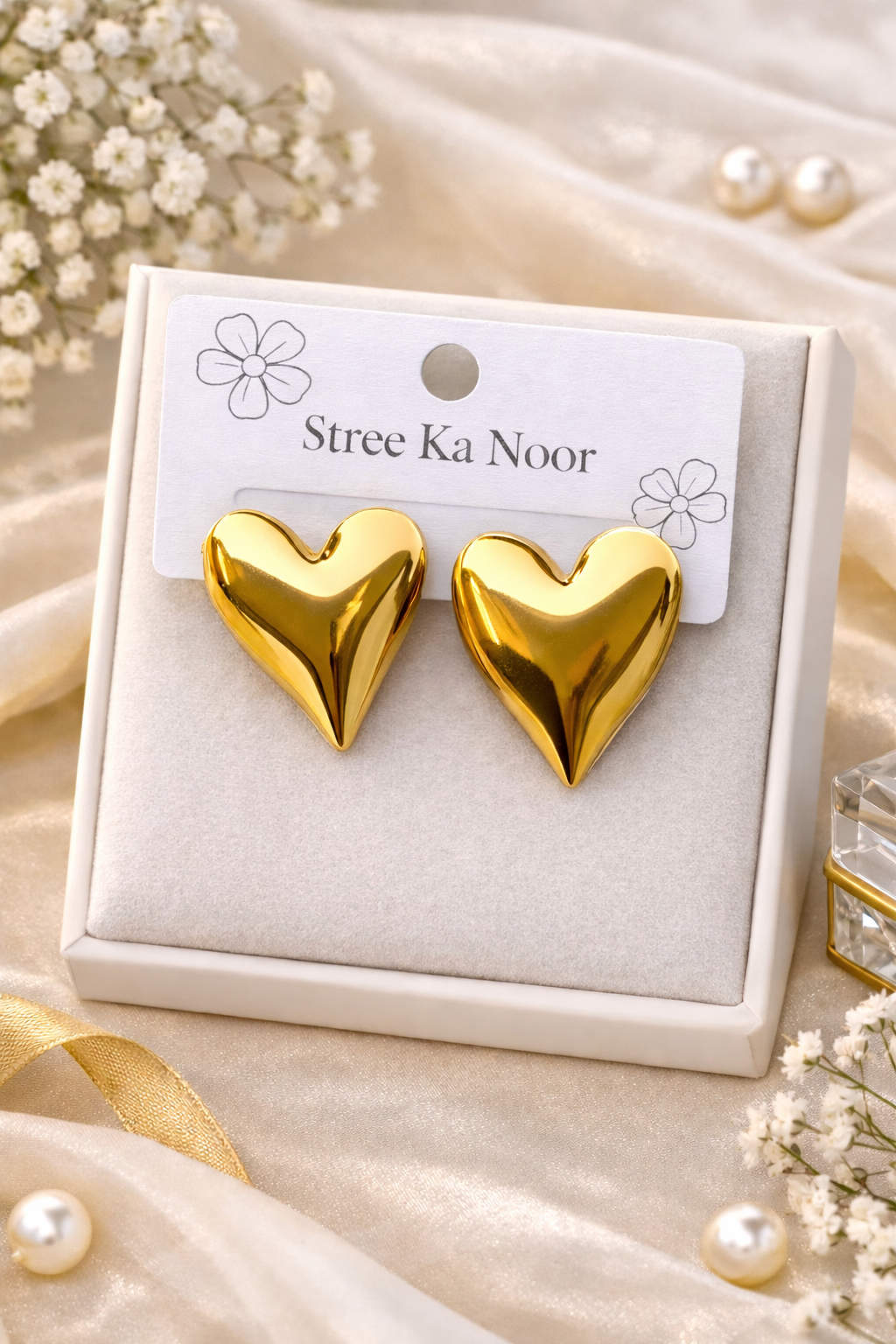 Golden Heart Earrings ❤️