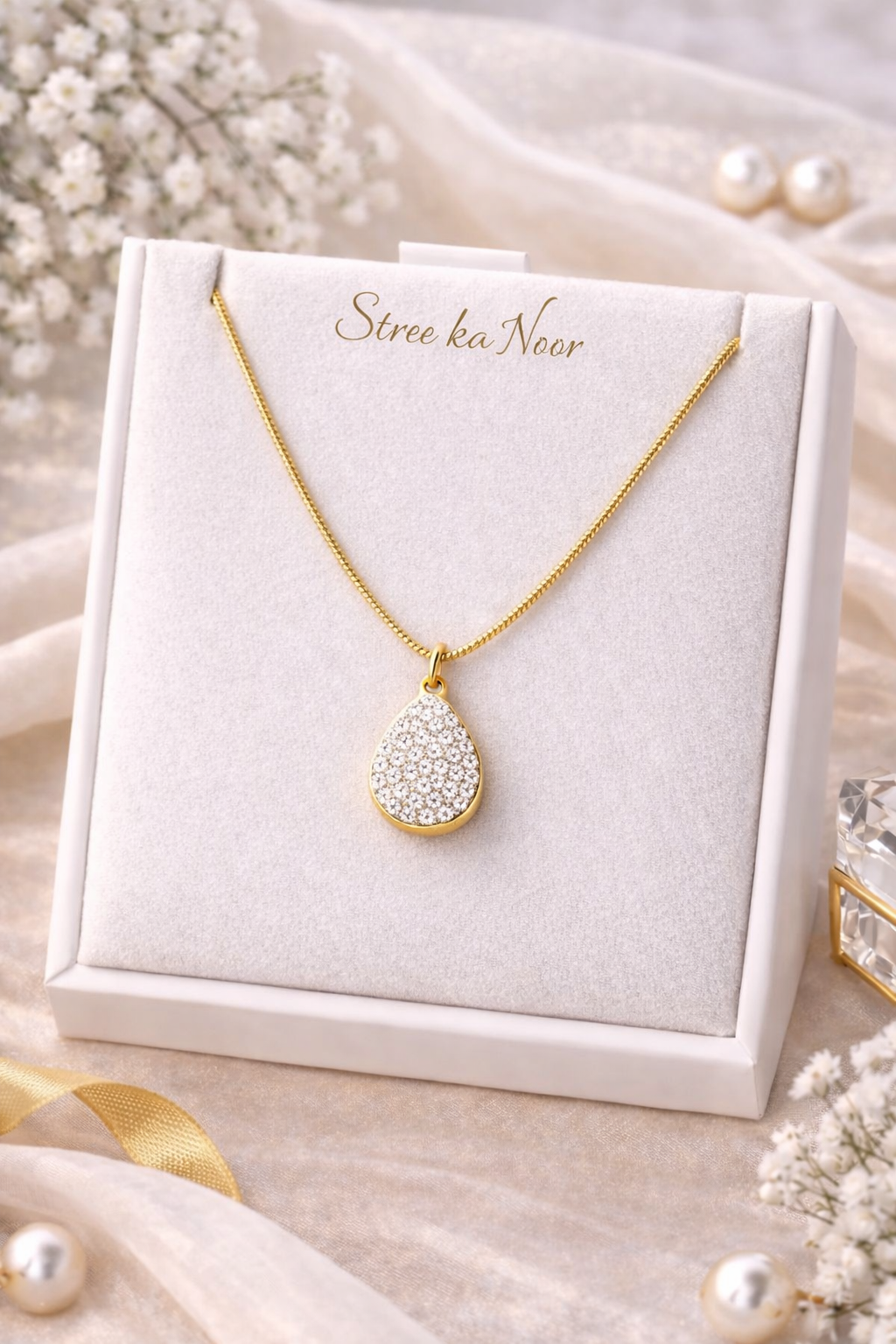 Crystal Drop Pendant 💎