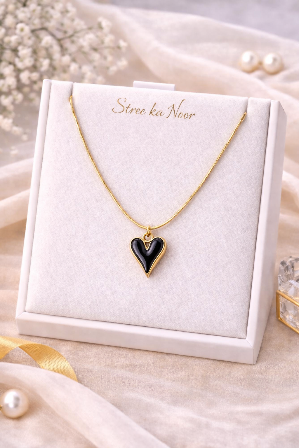 Midnight Heart Gold Necklace